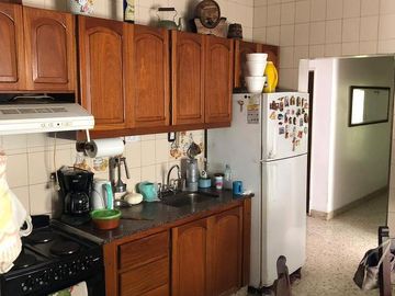 VENTA CASA 5 AMBIENTES VILLA LUZURIAGA