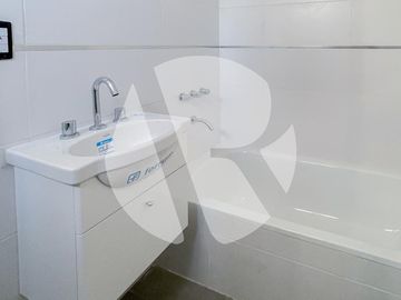 Departamento Mono con Balcon a Estrenar Listo para Venderse!!