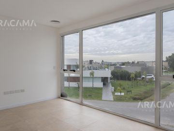 CASA EN VENTA BARRIO LOS TALAS - CANNING