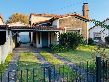 Casa - Castelar Norte