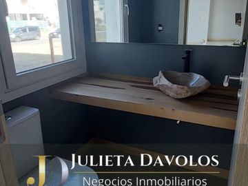 Casa a la laguna en  Venta Puertos del Lago Barrio Costas Escobar-Maschwitz