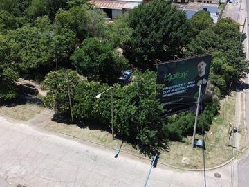 Terreno de 603 mt2 en Ruta nac. 8 y Avellaneda