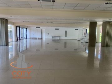 Mulieris departamento en Venta  3 ambientes piso alto