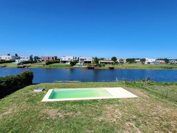Casa en  venta al lago en Barrio San Matias, Escobar