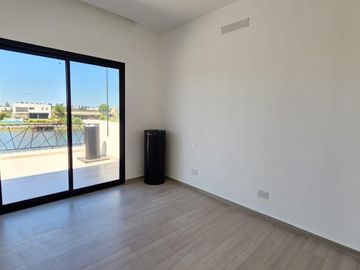 Casa en  venta al lago en Barrio San Matias, Escobar