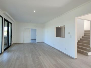 Casa en  venta al lago en Barrio San Matias, Escobar