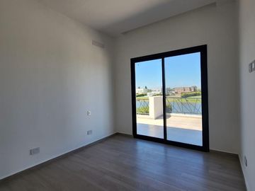 Casa en  venta al lago en Barrio San Matias, Escobar
