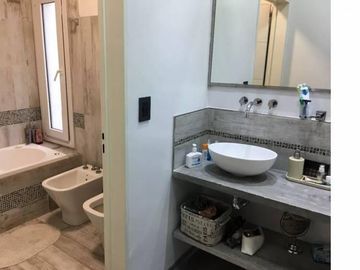 Costa Esmeralda - Casa en venta en barrio Deportiva