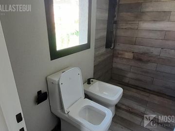 Casa en  venta en barrio Manuel Belgrano.