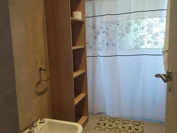 Casa en venta - 3 Dormitorios 2 Baños - Cocheras - San Rafael