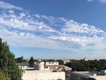 Departamento  2 ambientes. Venta.  San Isidro.