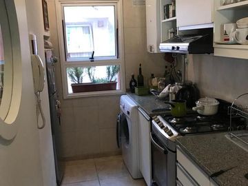 Departamento  2 ambientes. Venta.  San Isidro.