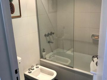 Departamento  2 ambientes. Venta.  San Isidro.