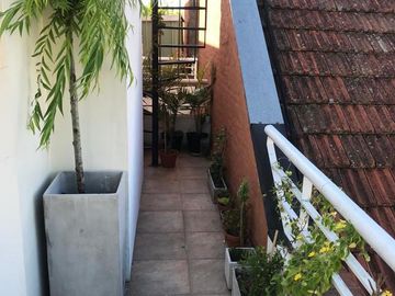 Departamento  2 ambientes. Venta.  San Isidro.