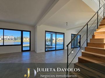 Casa a la laguna en Venta 5 Ambientes San Matias con pileta