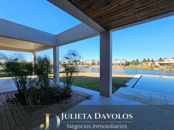 Casa a la laguna en Venta 5 Ambientes San Matias con pileta
