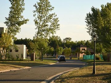 Casa a la laguna en Venta 5 Ambientes San Matias con pileta