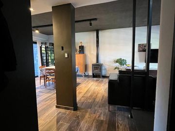 Casa en venta - 3 Dormitorios 3 Baños - Cochera - 390Mts2 - Ituzaingó
