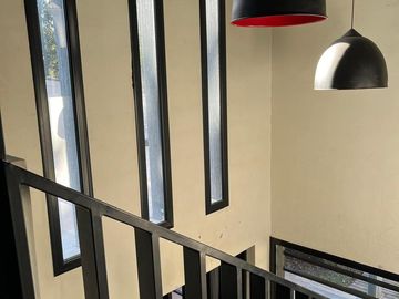 Casa en venta - 3 Dormitorios 3 Baños - Cochera - 390Mts2 - Ituzaingó