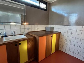 Casa en venta - 3 Dormitorios 3 Baños - Cochera - 390Mts2 - Ituzaingó