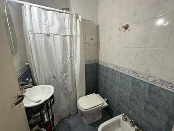 3 Dormitorios - Amplio Balcón - Centro / SE TOMAN PERMUTAS