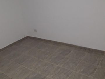 Casa en venta - 2 Dormitorios 1 Baño - Cochera - 1.050Mts2 - Bordenave, Puán