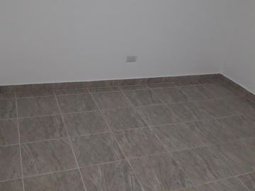 Casa en venta - 2 Dormitorios 1 Baño - Cochera - 1.050Mts2 - Bordenave, Puán