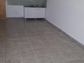 Casa en venta - 2 Dormitorios 1 Baño - Cochera - 1.050Mts2 - Bordenave, Puán