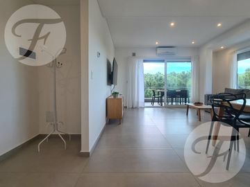 Venta en Renata Norte Pinamar I Departamento de dos dormitorios con terraza y cochera