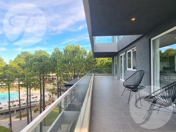 Venta en Renata Norte Pinamar I Departamento de dos dormitorios con terraza y cochera