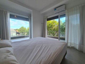 Venta en Renata Norte Pinamar I Departamento de dos dormitorios con terraza y cochera