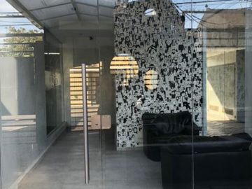 Departamento semi-piso 3 ambientes con 2 cocheras en venta - Berazategui