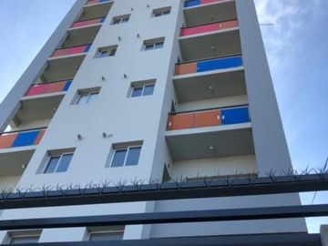 Departamento semi-piso 3 ambientes con 2 cocheras en venta - Berazategui