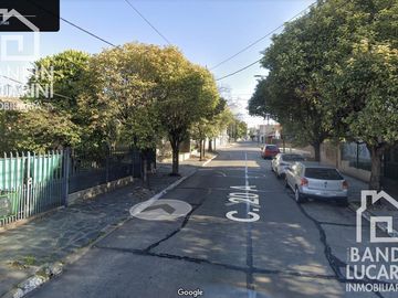Casa en Venta sobre dos lotes en Berazategui Ideal desarrollos Inmobiliarios.