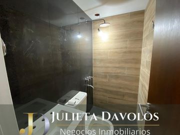 Casa en Venta 7 ambientes Barrio El Canton Golf con vista al golf