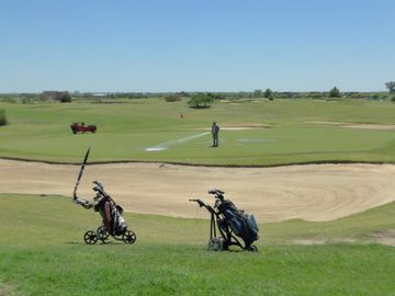 Casa en Venta 7 ambientes Barrio El Canton Golf con vista al golf