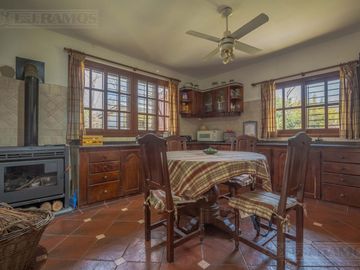 Casa en Villa Rosa , zona Pilar del Este, Pilar
