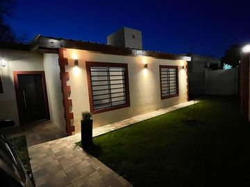Casa quinta en venta - 1 Dormitorio 1 Baño - Cocheras - 774Mts2 - General Rodríguez