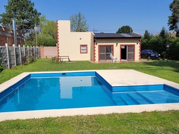 Casa quinta en venta - 1 Dormitorio 1 Baño - Cocheras - 774Mts2 - General Rodríguez