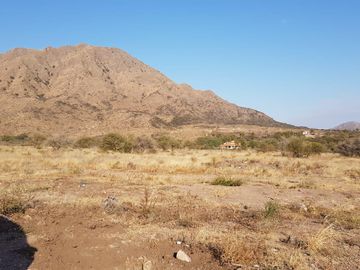 VENTA Terreno 800 m2. Autopista 25 de Mayo