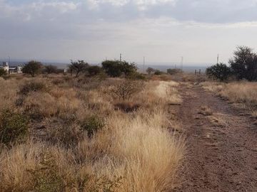 VENTA Terreno 800 m2. Autopista 25 de Mayo