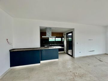 Casa con dormitorio prinpal en PB!!!