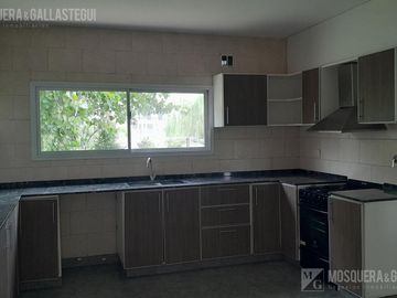 Casa en venta en el canton golf
