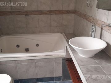 Casa en venta en el canton golf