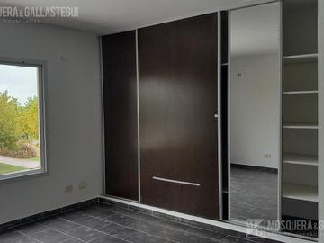 Casa en venta en el canton golf