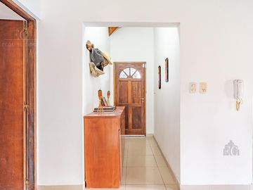 Casa en Funes 3 Dormitorios Av. Fuerzas Aereas excelente ubicación