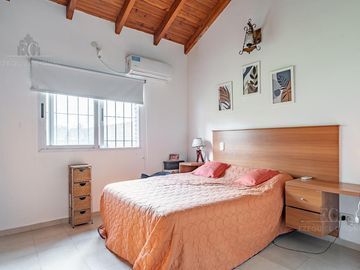 Casa en Funes 3 Dormitorios Av. Fuerzas Aereas excelente ubicación