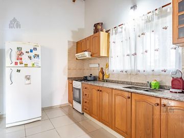 Casa en Funes 3 Dormitorios Av. Fuerzas Aereas excelente ubicación