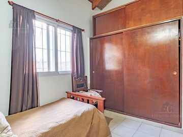 Casa en Funes 3 Dormitorios Av. Fuerzas Aereas excelente ubicación