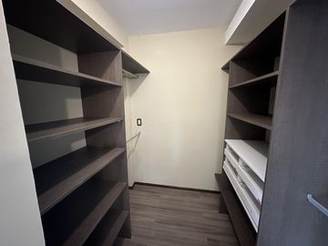 Departamento Grande a Estrenar en Housing